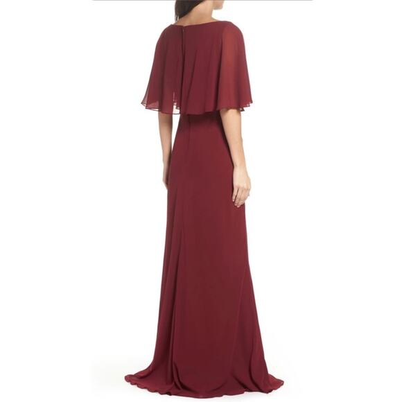 La Femme Popover Chiffon Gown in Garnet, Size 8 - Picture 7 of 12